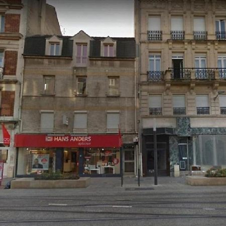 Appartement Lumineux Proche Cathedrale Reims Esterno foto