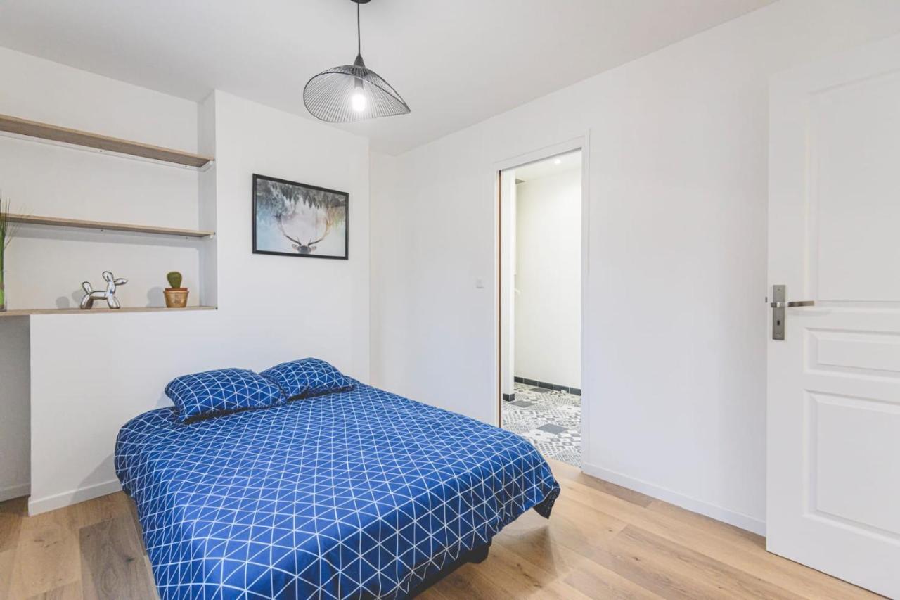 Appartement Lumineux Proche Cathedrale Reims Esterno foto