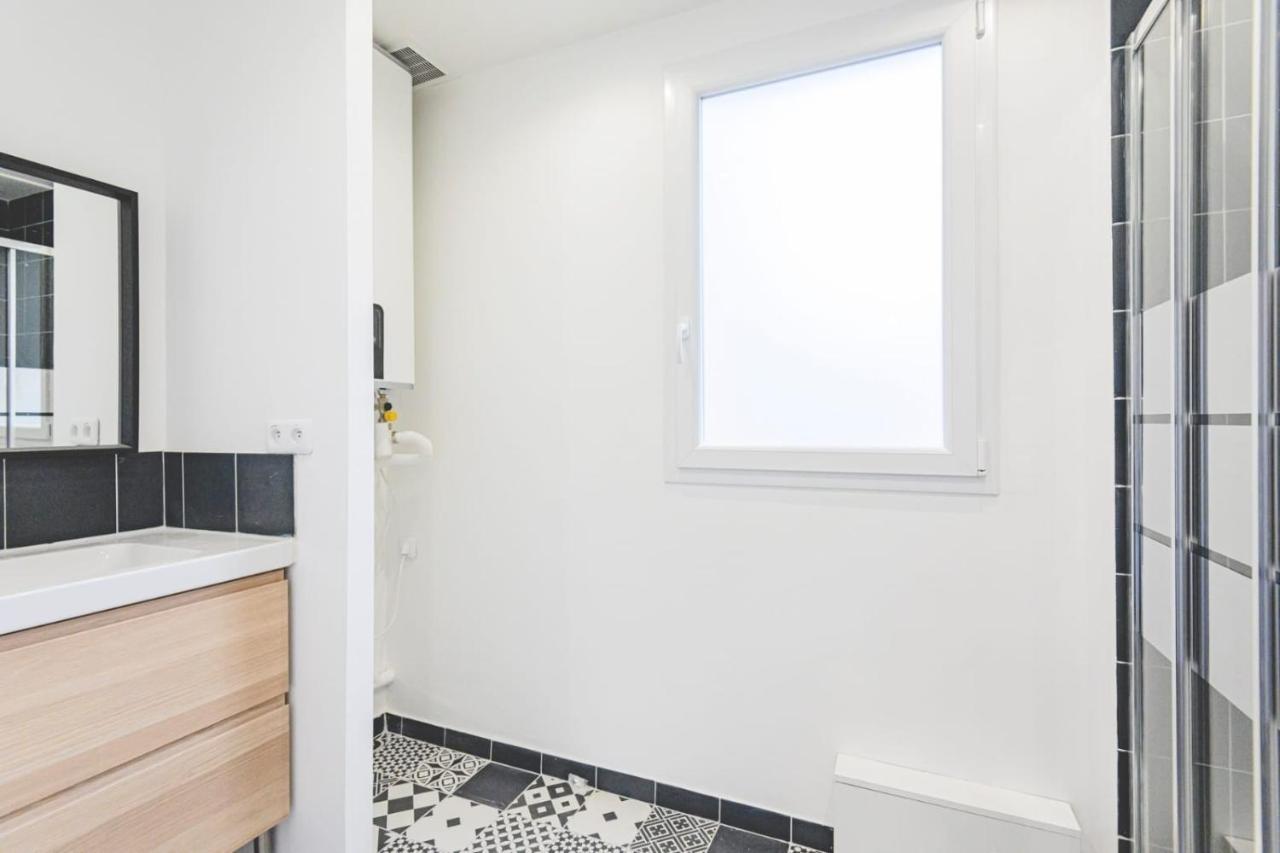 Appartement Lumineux Proche Cathedrale Reims Esterno foto